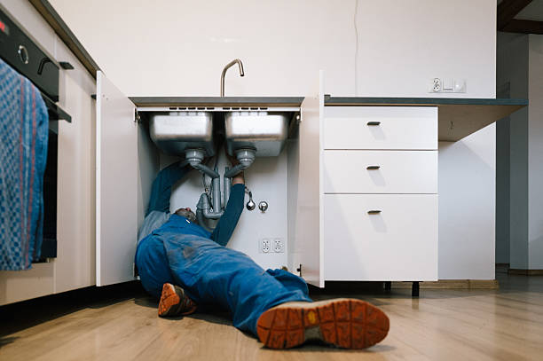 Professional Leak Detection technician working in Auburn, MA
